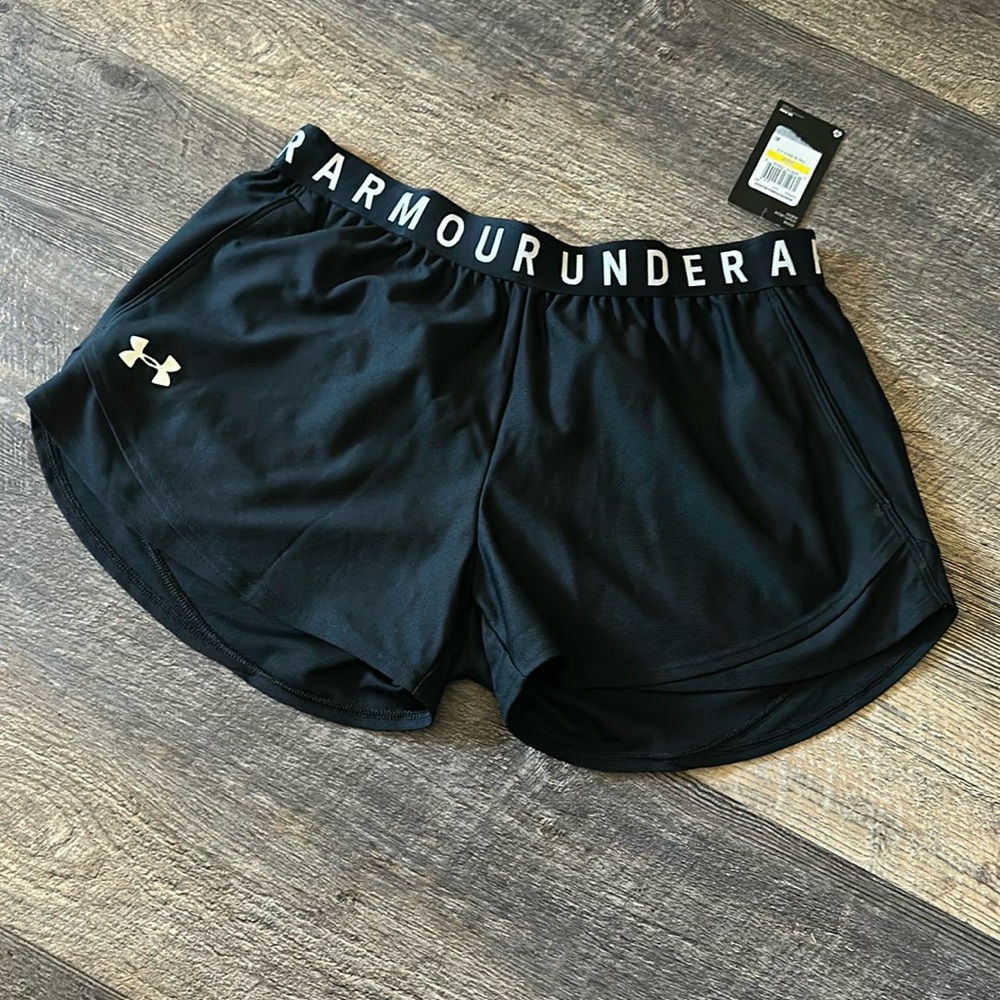 New- Under Armour play up shorts 3.0